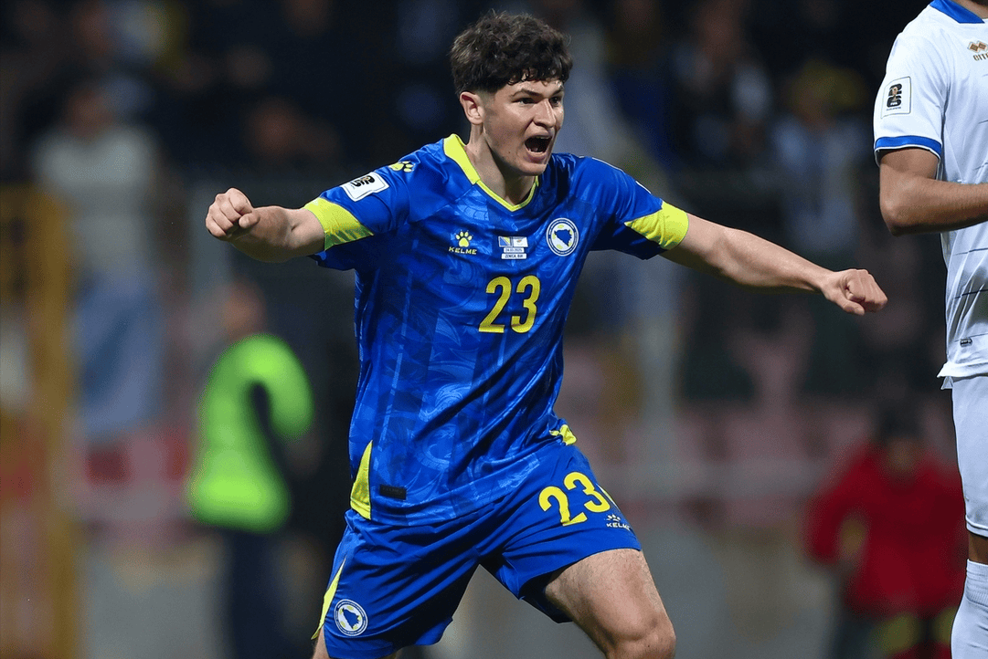 2-1，27岁德甲悍将发威：助世界第74掀翻领头羊，2连胜升至第一